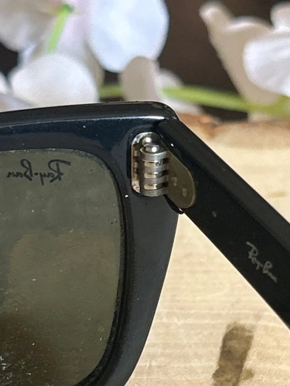 Ray-Ban Wayfarer Polarized Sunglasses Black Frame Men Women Classic Style RB4148 - Picture 6 of 11